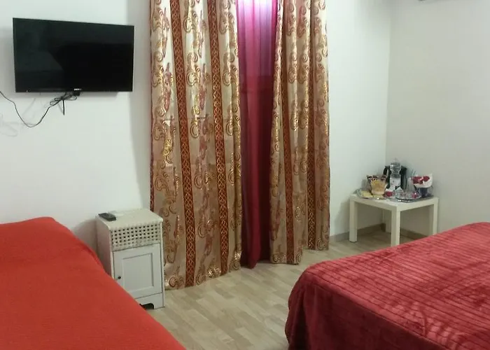 Little Moon Guest house *