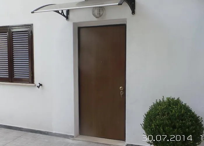 Little Moon Guest house